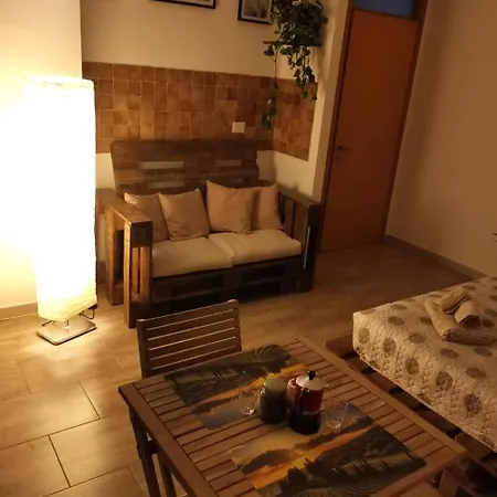 Apartment La Casa Nel Bosco *